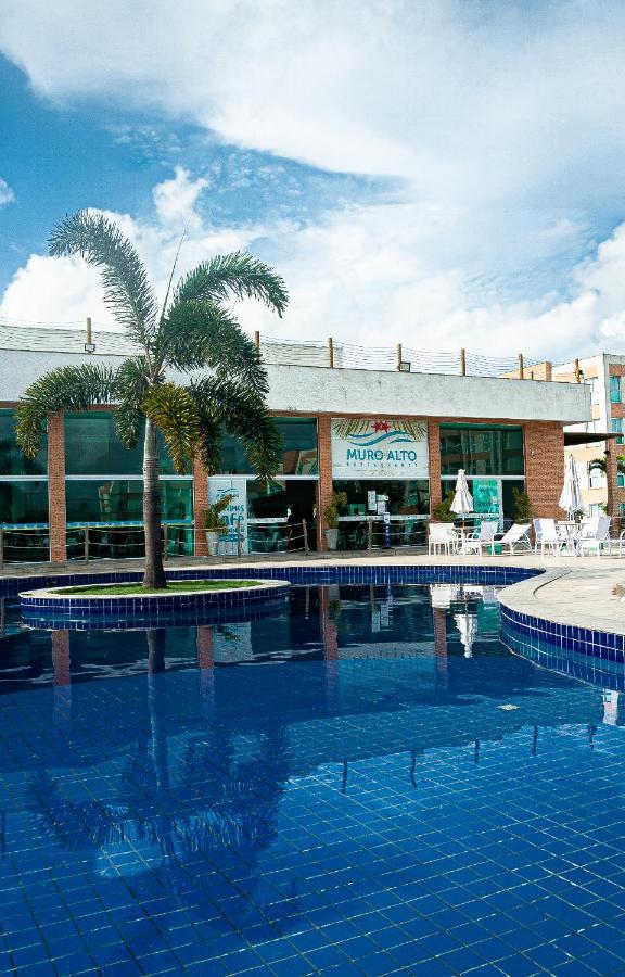 Flat Hope Muro Alto Cond. Clube *